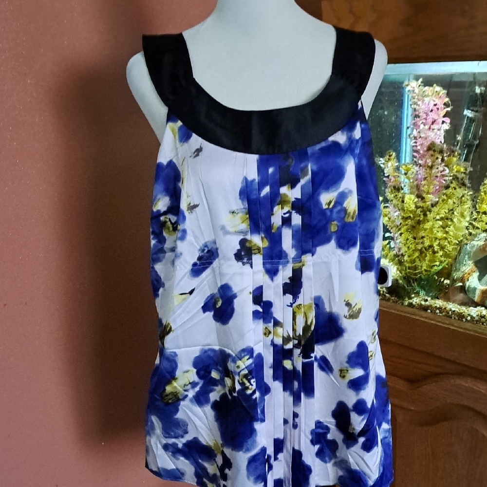 Floral Sleeveless Top - Blue and Black